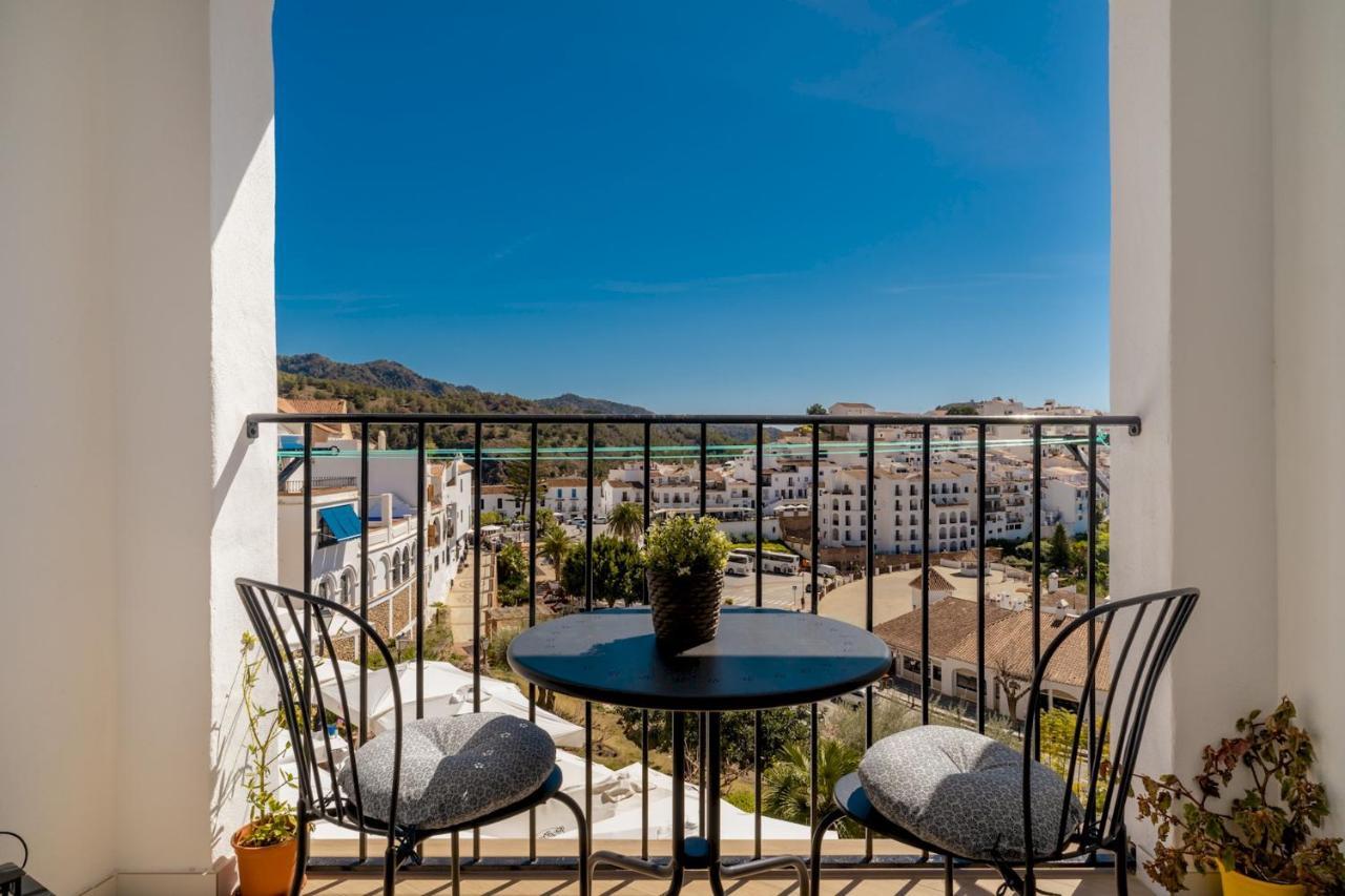 Apartamento Essence By Solset Frigiliana Exteriör bild