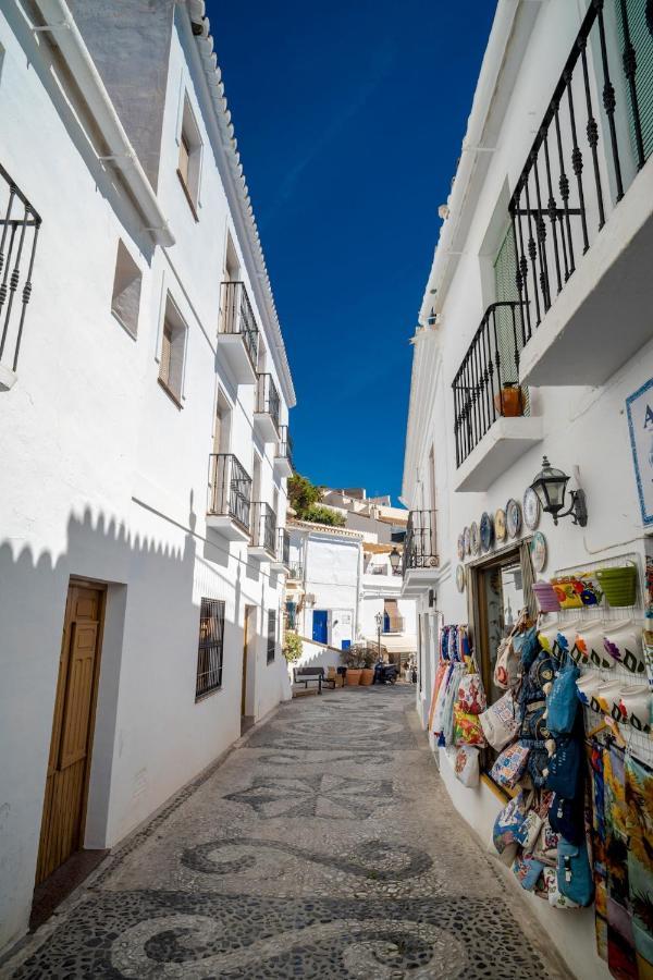 Apartamento Essence By Solset Frigiliana Exteriör bild