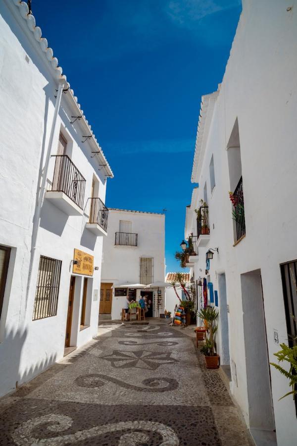 Apartamento Essence By Solset Frigiliana Exteriör bild